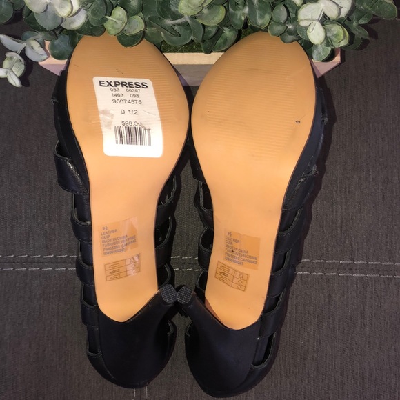 Lace Up Stiletto - NEW! - Picture 5 of 7